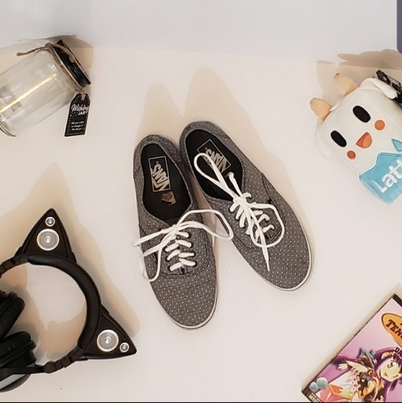 Low Top Vans Gray Polka Dot Sneakers Size 8.5 - Picture 2 of 7